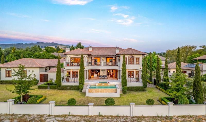 6 Bedroom Property for Sale in Klein Zevenwacht Western Cape